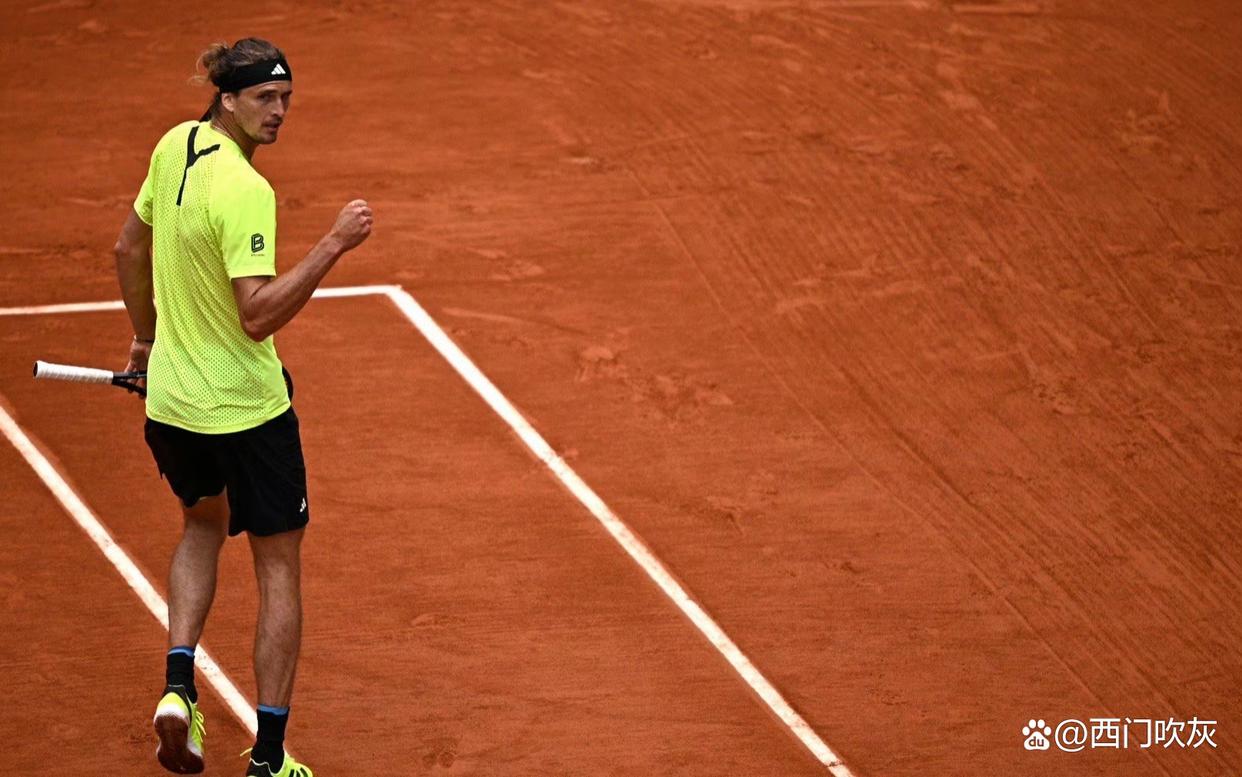 世界网球队完胜美国网球队，兹维列夫送出助攻