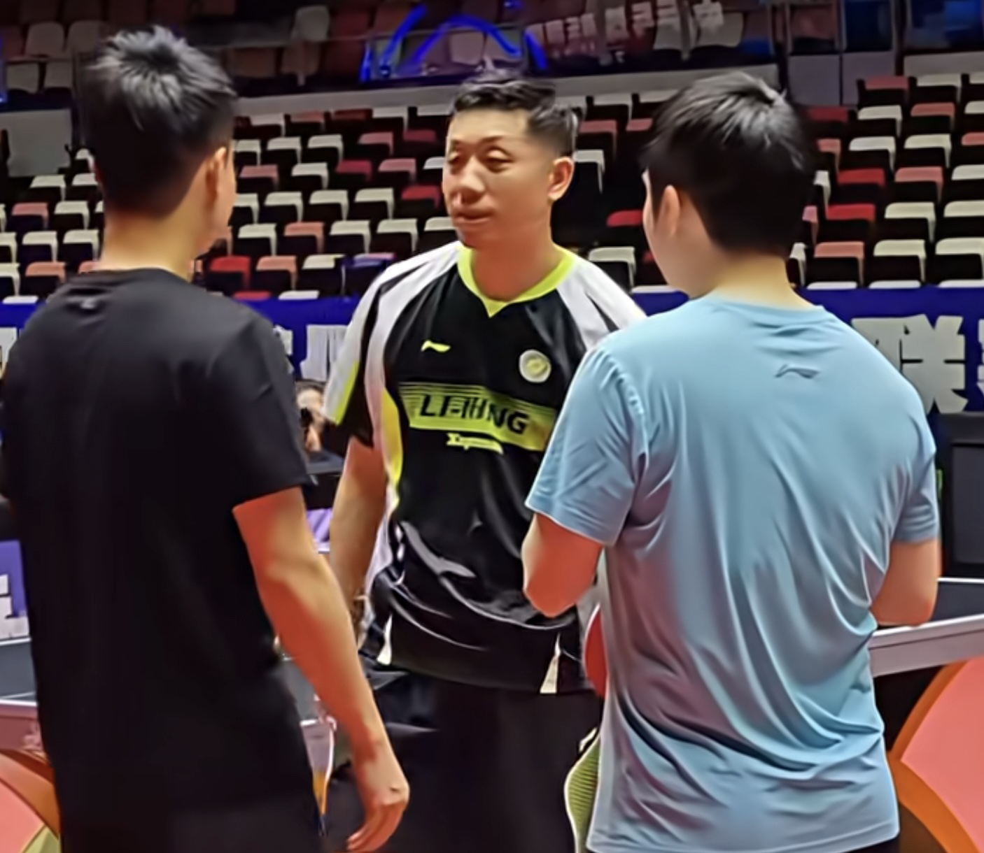 开云官网-德国乒乓球队爆冷日本乒乓球队，许昕三分雨点燃全场