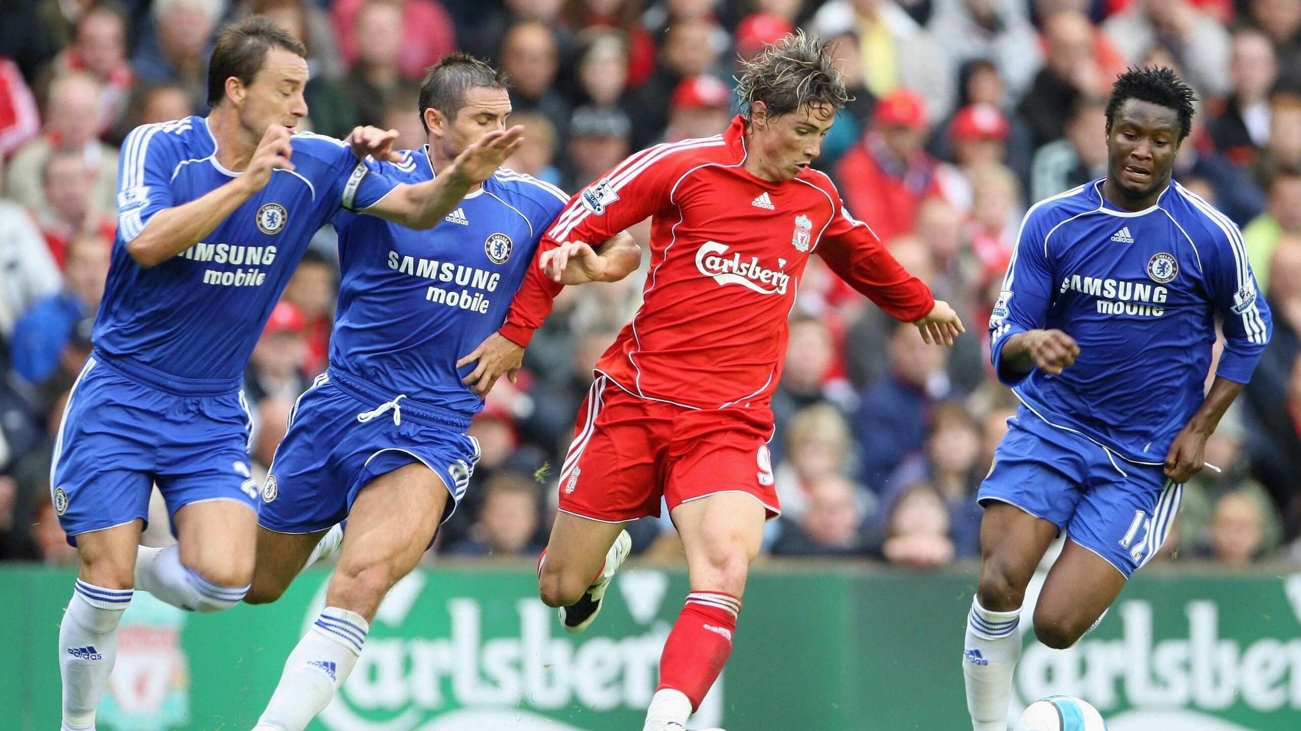 开云体育直播-一个人的王座，维尼修斯如何扛起皇马，而那不勒斯在巅峰对决中碾碎莱比锡红牛